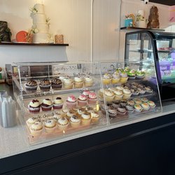 Graham Slam Bakery - More cupcakes