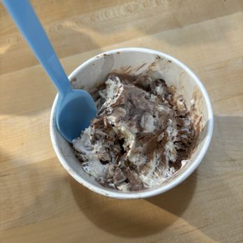 The Baked Bear - S'more's ice cream - Desserts Near Me - Columbia, South Carolina The Baked Bear - S'more's ice cream - Desserts Near Me - Columbia, South Carolina