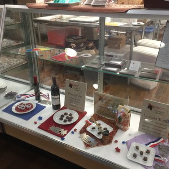 Kakao Chocolate - Chocolatiers & Shops Near Me - Maplewood, Missouri