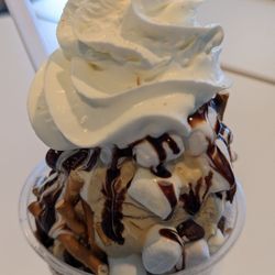 Sam's Snoball Paradise - Smores
