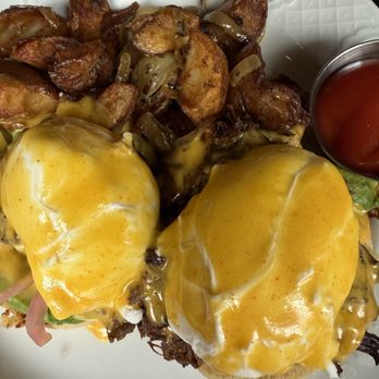 Alpana - Braised short rib Benedict - New American Near Me - Chicago, Illinois