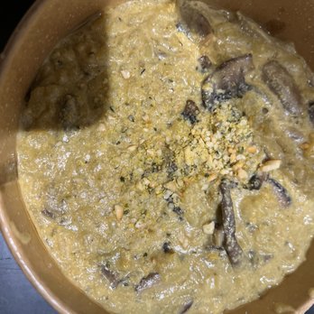 Le Don - Mushroom risotto - Vegan Near Me - Quebec City, Quebec Le Don - Mushroom risotto - Vegan Near Me - Quebec City, Quebec
