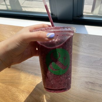 Crisp & Green - Purple Rain smoothie - Salad Near Me - Minneapolis, Minnesota