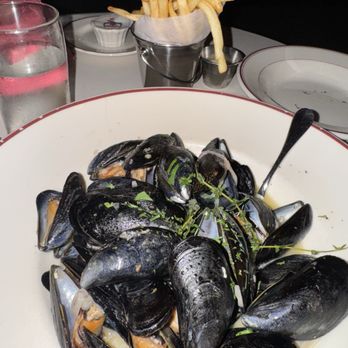 Le Diplomate - Another view - Brasseries Near Me - Washington, DC, District of Columbia
