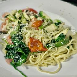 Woodbridge Crossing - Pasta primavera