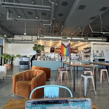 Kinfolx - Dining area - Coffee & Tea Near Me - Oakland, California Kinfolx - Dining area - Coffee & Tea Near Me - Oakland, California
