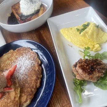 Heirloom Kitchen - 2by2by2 - Burgers Near Me - Stockton, California Heirloom Kitchen - 2by2by2 - Burgers Near Me - Stockton, California