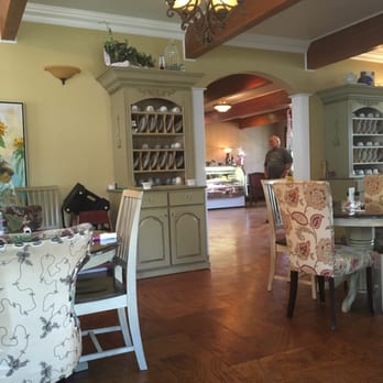 Tea Cup Cafe & Bakery - Main dinning area: patio available, and a bakery! - Bakeries Near Me - Challis, Idaho Tea Cup Cafe & Bakery - Main dinning area: patio available, and a bakery! - Bakeries Near Me - Challis, Idaho