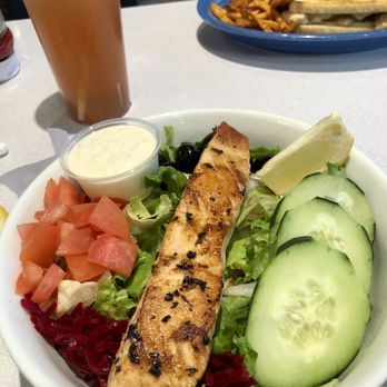 The Hungry Fisherman - Salmon salad - Seafood Near Me - Morro Bay, California The Hungry Fisherman - Salmon salad - Seafood Near Me - Morro Bay, California