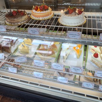 Elvin's Bakery - Assorted cakes - Bakeries Near Me - Honolulu, Hawaii
