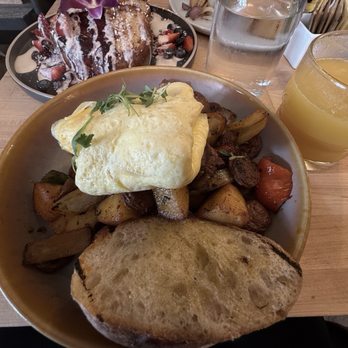 Eggy’s Neighborhood Kitchen - Chorizo Hash - Breakfast & Brunch Near Me - Berkeley, California Eggy’s Neighborhood Kitchen - Chorizo Hash - Breakfast & Brunch Near Me - Berkeley, California