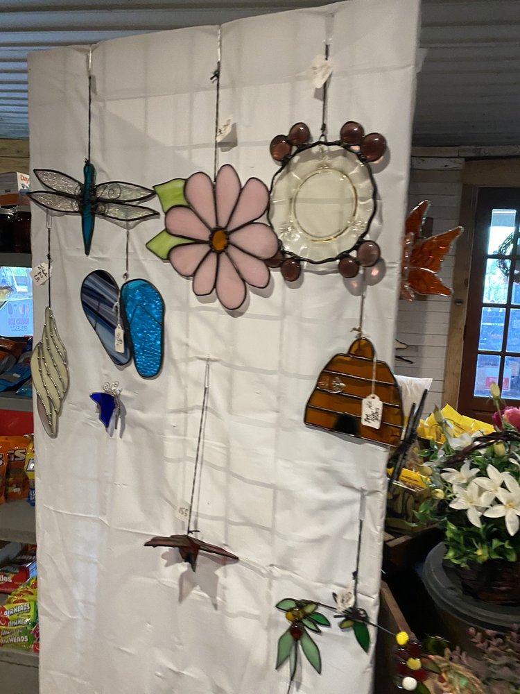 GREASY COVE GENERAL STORE Updated May 2024 80 Photos 13956