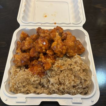 Yo Mian - Chicken General Tso's Chicken - Japanese Near Me - Daleville, Virginia Yo Mian - Chicken General Tso's Chicken - Japanese Near Me - Daleville, Virginia