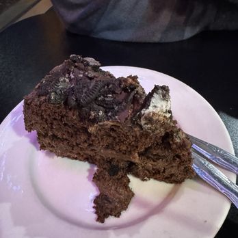 Art's Place - Chocolate cake - New American Near Me - Rohnert Park, California