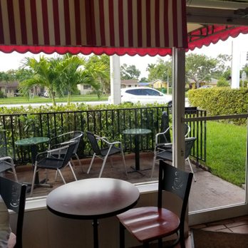 Moulin Rose Cake & Bakery Shop - Bakeries Near Me - Miami, Florida Moulin Rose Cake & Bakery Shop - Bakeries Near Me - Miami, Florida
