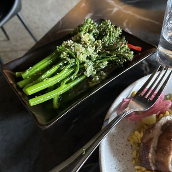 Akar - Asian Fusion Near Me - St. Louis, Missouri