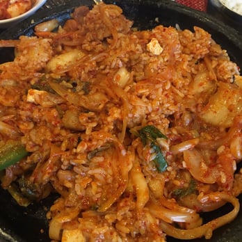 DuBu - Kimchi dolpan bibimbap ($17) - Korean Near Me - Elkins Park, Pennsylvania DuBu - Kimchi dolpan bibimbap ($17) - Korean Near Me - Elkins Park, Pennsylvania