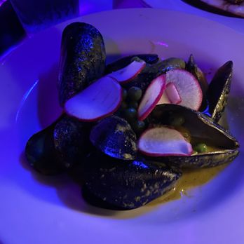 Cliff Bell's - Mussels - Bars Near Me - Detroit, Michigan