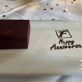 Fleming’s Prime Steakhouse & Wine Bar - Anniversary chocolates - Steakhouses Near Me - Pasadena, California