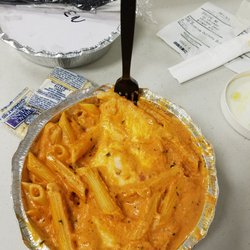 Beto's Restaurant and Pizza - Penne alla vodka lunch special