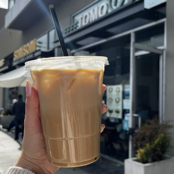 Coffee Tomo - tomo latte - Coffee & Tea Near Me - Los Angeles, California Coffee Tomo - tomo latte - Coffee & Tea Near Me - Los Angeles, California