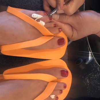 Red Bottle Nail Bar - Nail Salons Near Me - University Place, Washington