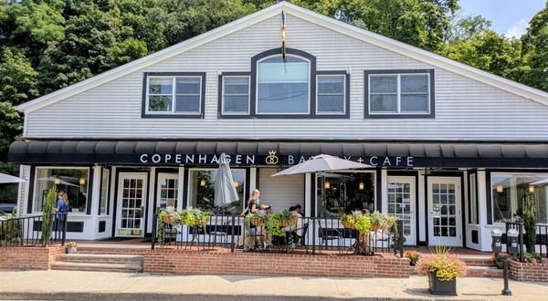 Copenhagen Bakery by null