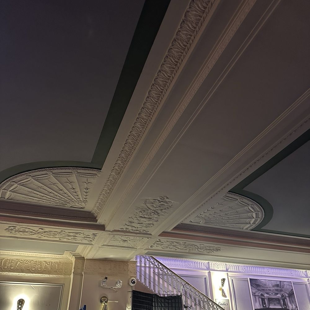 Gorgeous ceiling details Gorgeous ceiling details