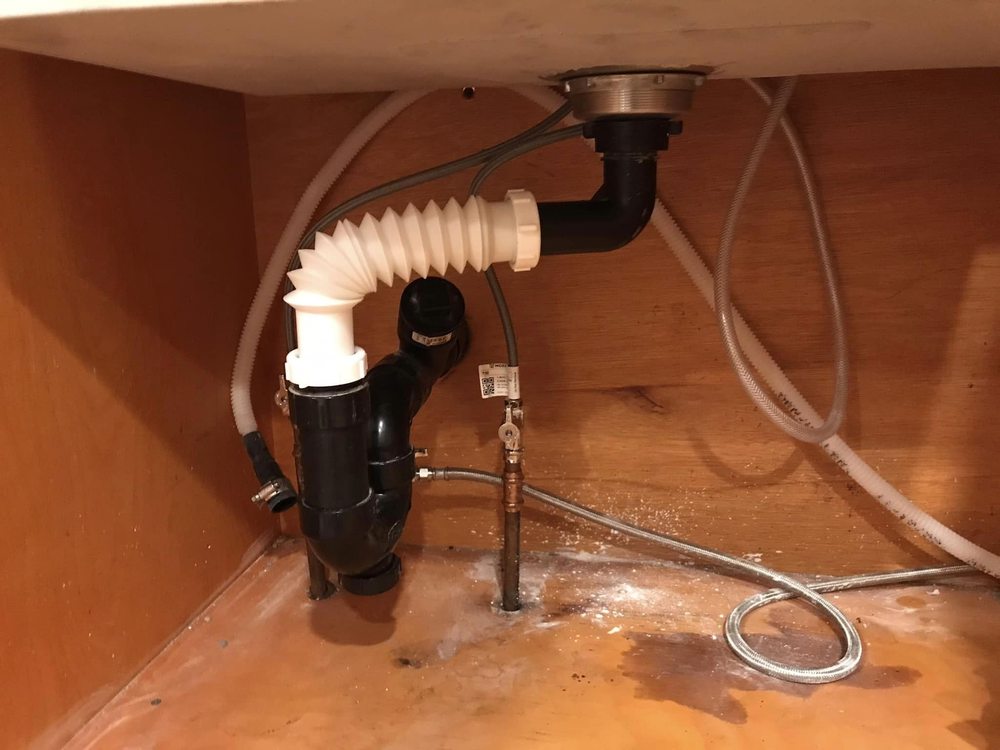 Slide of Rivs Home And Lawn Care