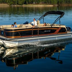 Russell Marine - Smith Lake