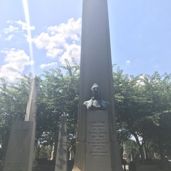 Hollywood Cemetery - Funeral Services & Cemeteries Near Me - Richmond, Virginia
