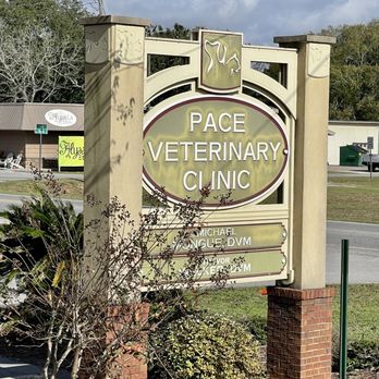 Pace Veterinary Clinic - Sign - Veterinarians Near Me - Pace, Florida