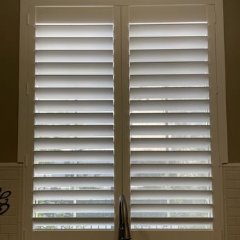 Catalog Blinds - Kitchen Window - Shades & Blinds Near Me - Brentwood, California