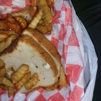 A Southern Fish Fry - Food Trucks Near Me - Aldie, Virginia A Southern Fish Fry - Food Trucks Near Me - Aldie, Virginia