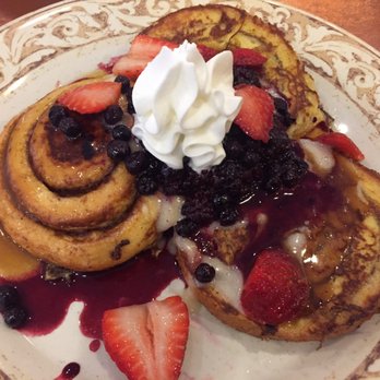 Another Broken Egg Cafe - Cinnamon roll French toast - Breakfast & Brunch Near Me - Pensacola, Florida Another Broken Egg Cafe - Cinnamon roll French toast - Breakfast & Brunch Near Me - Pensacola, Florida