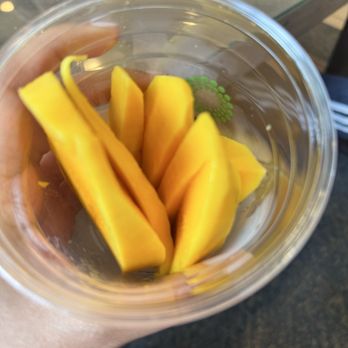 Aloha Sugarcane Juice - Cut Mango - Juice Bars & Smoothies Near Me - Honolulu, Hawaii