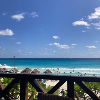 Panama Jacks - Beach from hotel - Resorts Near Me - Cancún, ROO