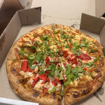 Pizza Buzz - 10" Tandoori Chicken PizzaTandoori - Pizza Near Me - Watauga, Texas Pizza Buzz - 10" Tandoori Chicken PizzaTandoori - Pizza Near Me - Watauga, Texas