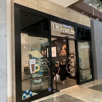 Läderach chocolatier suisse - the entrance to a store - Chocolatiers & Shops Near Me - Canoga Park, California