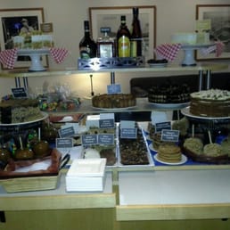 Dessert cart