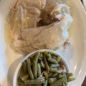 Corner Cafe - Independence - Turkey with stuffing and green beans - American Near Me - Independence, Missouri Corner Cafe - Independence - Turkey with stuffing and green beans - American Near Me - Independence, Missouri