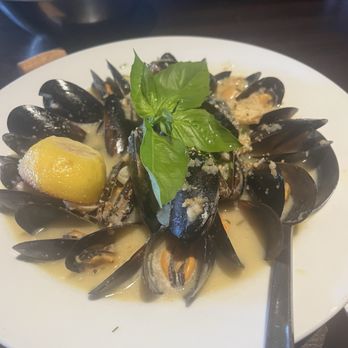 Sicilian Oven - Mussels - Pizza Near Me - Palm Beach Gardens , Florida Sicilian Oven - Mussels - Pizza Near Me - Palm Beach Gardens , Florida