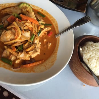 Thai Soon Restaurant - Coconut curry with white rice - Thai Near Me - Richardson, Texas Thai Soon Restaurant - Coconut curry with white rice - Thai Near Me - Richardson, Texas