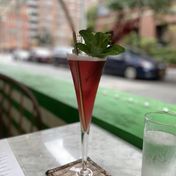 NR - Flower cocktail - Ramen Near Me - New York, New York NR - Flower cocktail - Ramen Near Me - New York, New York