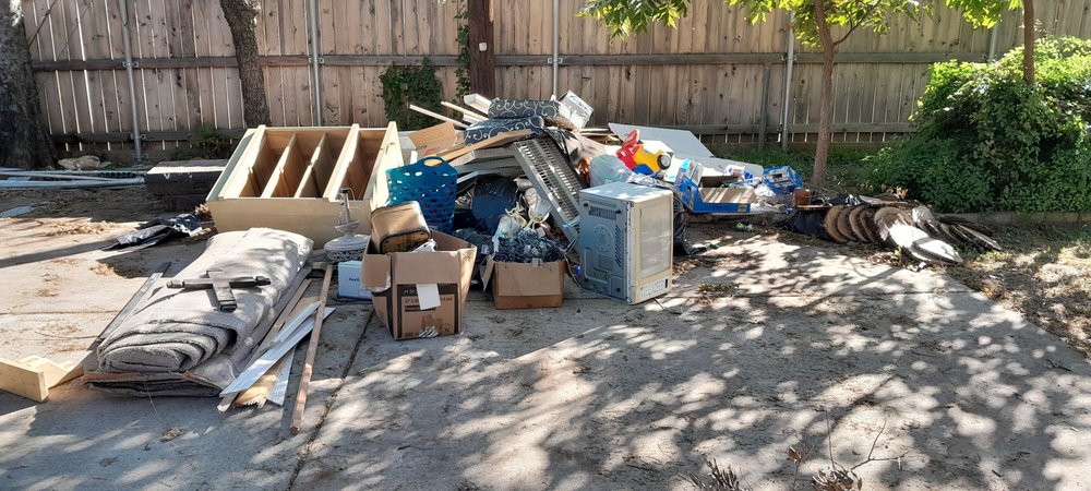 T N T Junk Removal - tree service in Dallas, TX