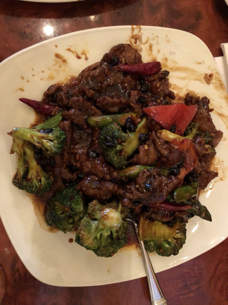 Order Hunan Beef food online from Confucius Chinese Cuisine store, Rehoboth Beach on bringmethat.com
