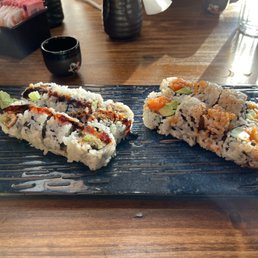 Spicy salmon & eel rolls Spicy salmon & eel rolls