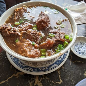 Kenny's Noodle House - Beef brisket noodles - Cantonese Near Me - Portland, Oregon Kenny's Noodle House - Beef brisket noodles - Cantonese Near Me - Portland, Oregon
