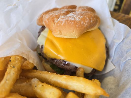 Tommy's Burger Stop-Spenard by null