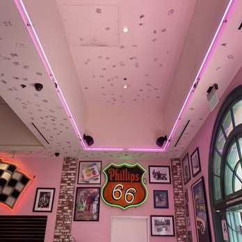 Corvette Diner - Interior - Diners Near Me - San Diego, California Corvette Diner - Interior - Diners Near Me - San Diego, California